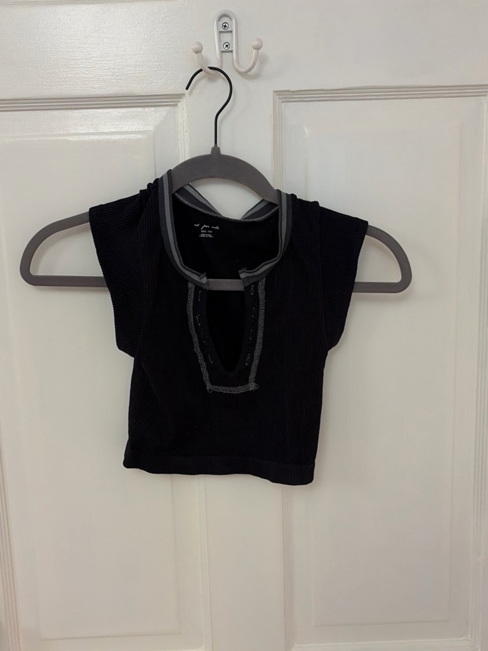 Urban Outfitters Black Ribbed Cropped Tank